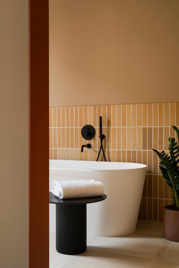 Casa Y Fonda 1888 Hotel อัลกาลาเดเอนาเรส ภายนอก รูปภาพ