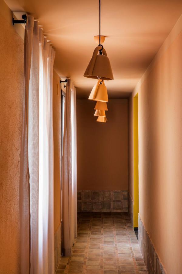 Casa Y Fonda 1888 Hotel อัลกาลาเดเอนาเรส ภายนอก รูปภาพ