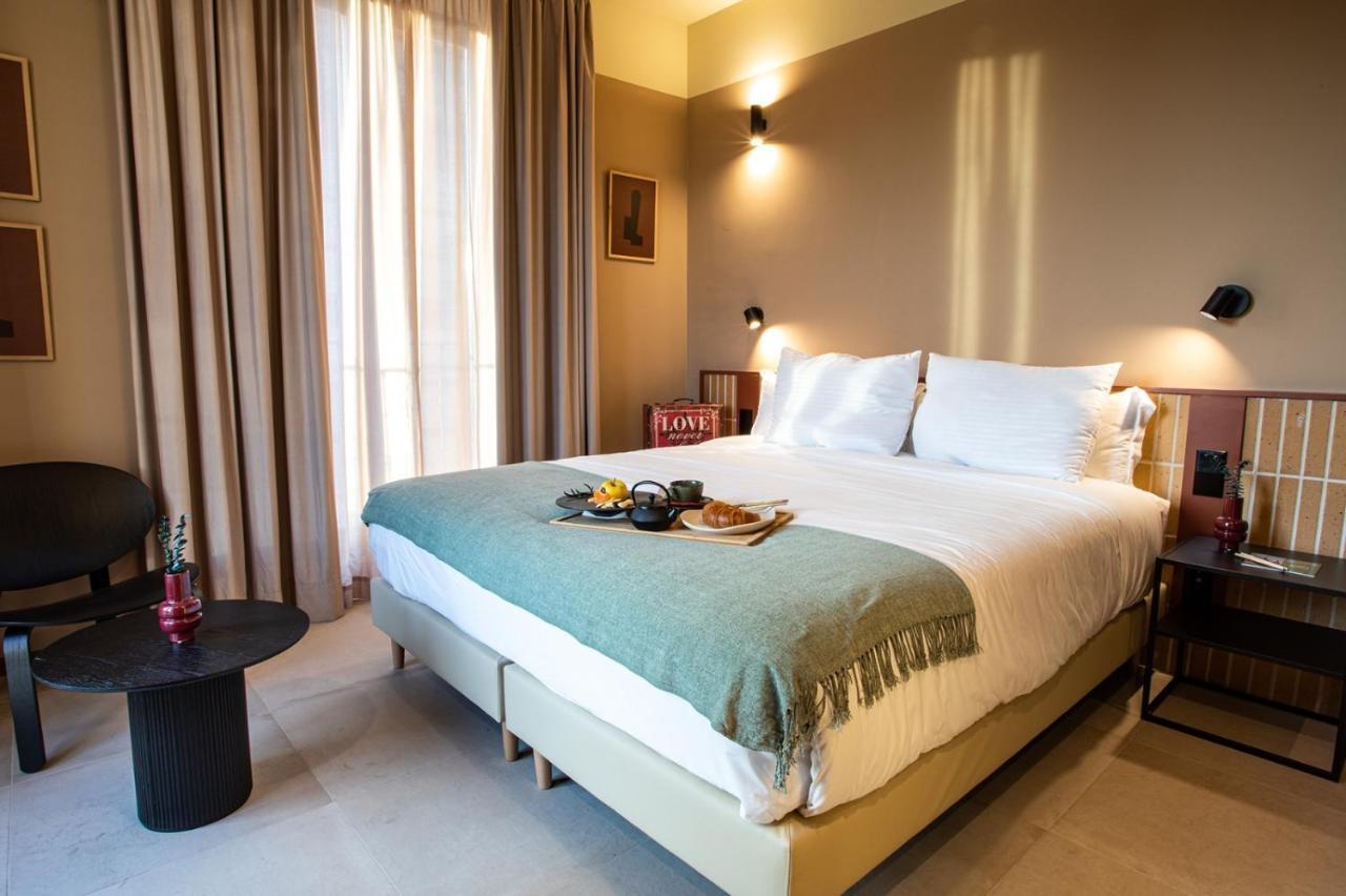 Casa Y Fonda 1888 Hotel อัลกาลาเดเอนาเรส ภายนอก รูปภาพ