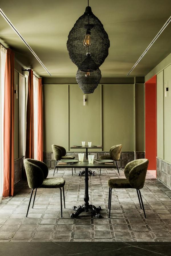 Casa Y Fonda 1888 Hotel อัลกาลาเดเอนาเรส ภายนอก รูปภาพ