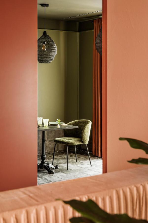 Casa Y Fonda 1888 Hotel อัลกาลาเดเอนาเรส ภายนอก รูปภาพ